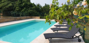 Grande maison pour 16 avec piscine et tennis